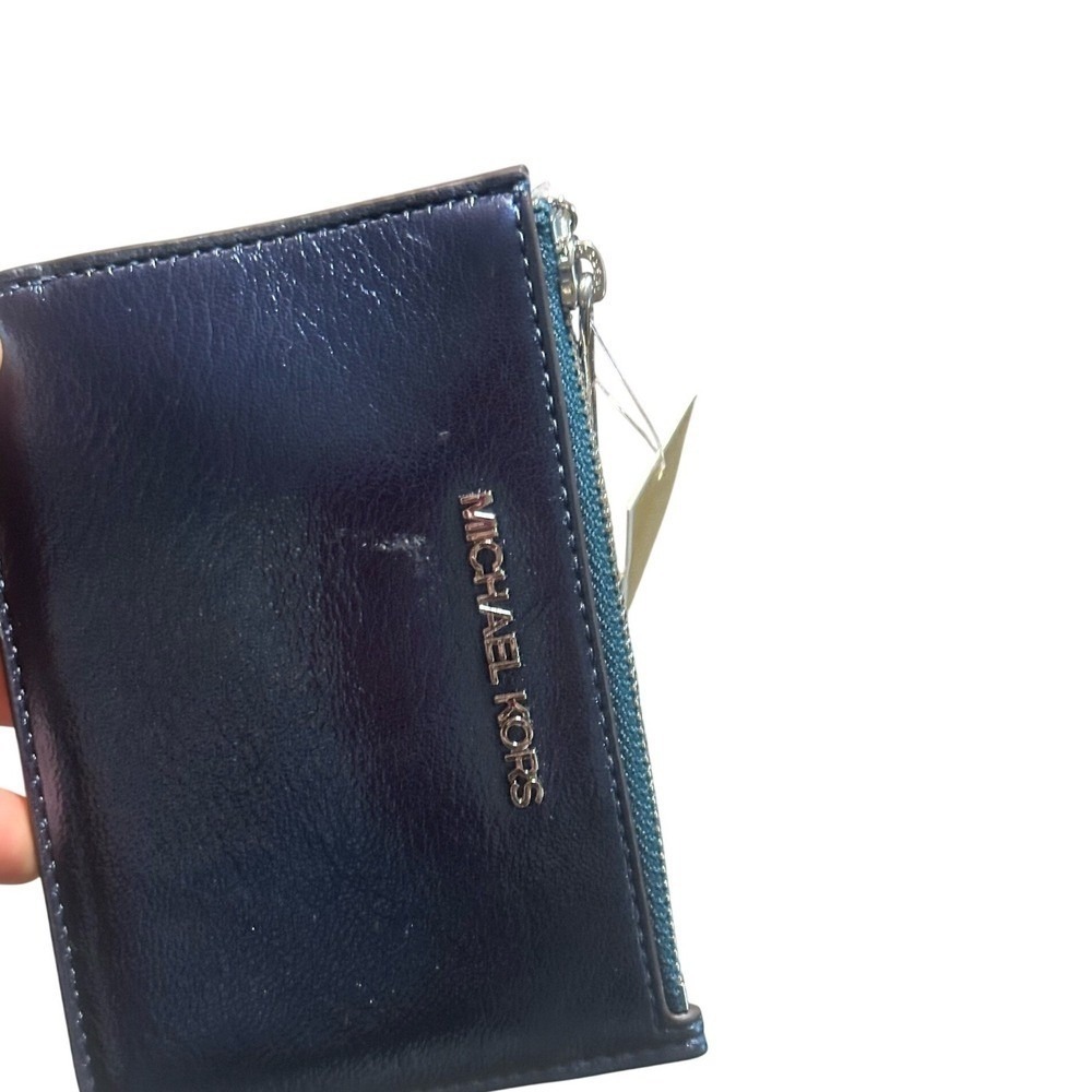 New with tags $188 Michael Kors Metallic Blue Leather Pouch Zipper Key Ring - Picture 9 of 15